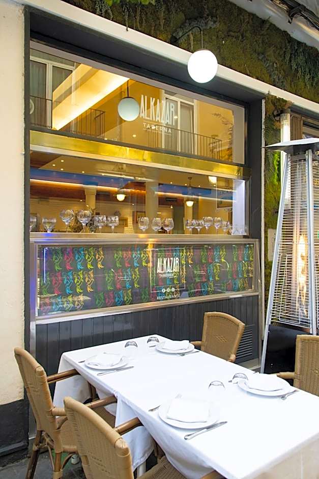 Hotel Alkazar