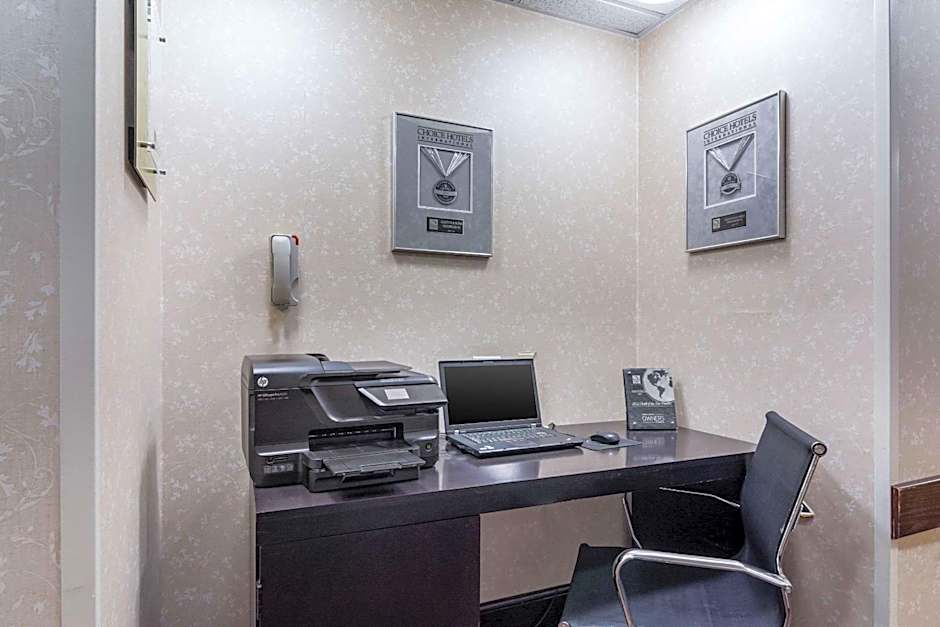 Sleep Inn & Suites Smithfield near I-95