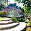 Balian Bliss Retreat Bungalow & Villas