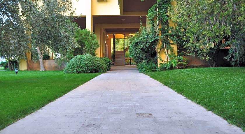 Palm Court Suites Ayvalik