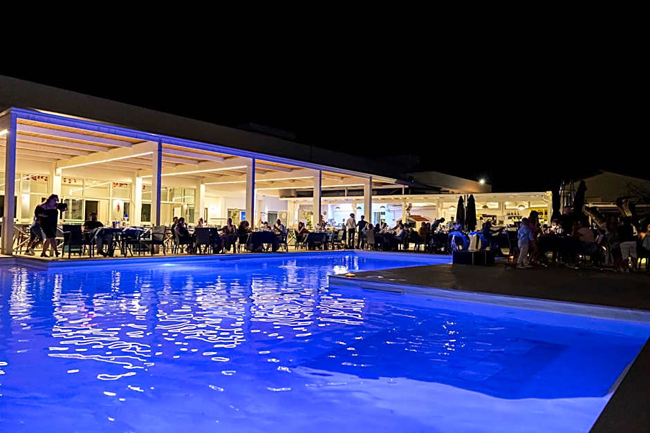HOTEL CRISTALLO PAESTUM