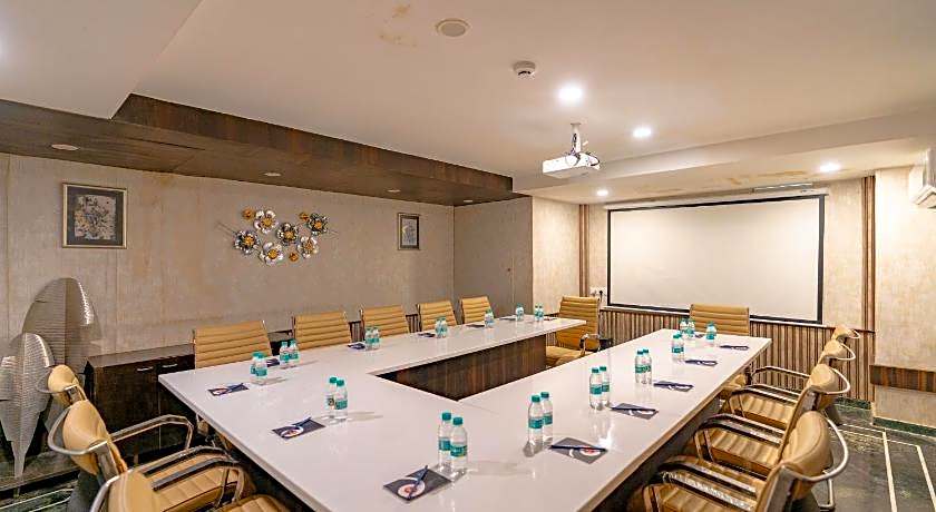 Hotel KK By Spree Rajkot