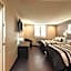 Ramada Plaza by Wyndham West Hollywood Hotel & Suites