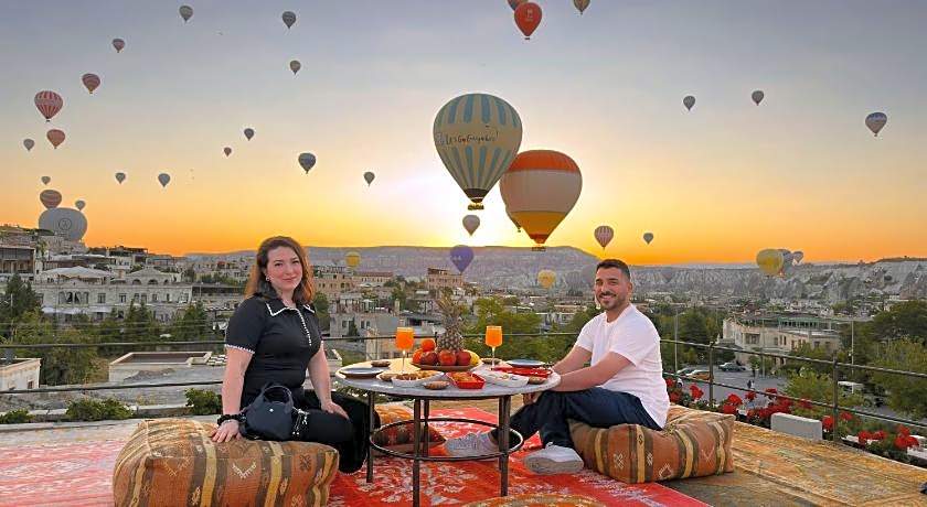 Design Cave Hotel