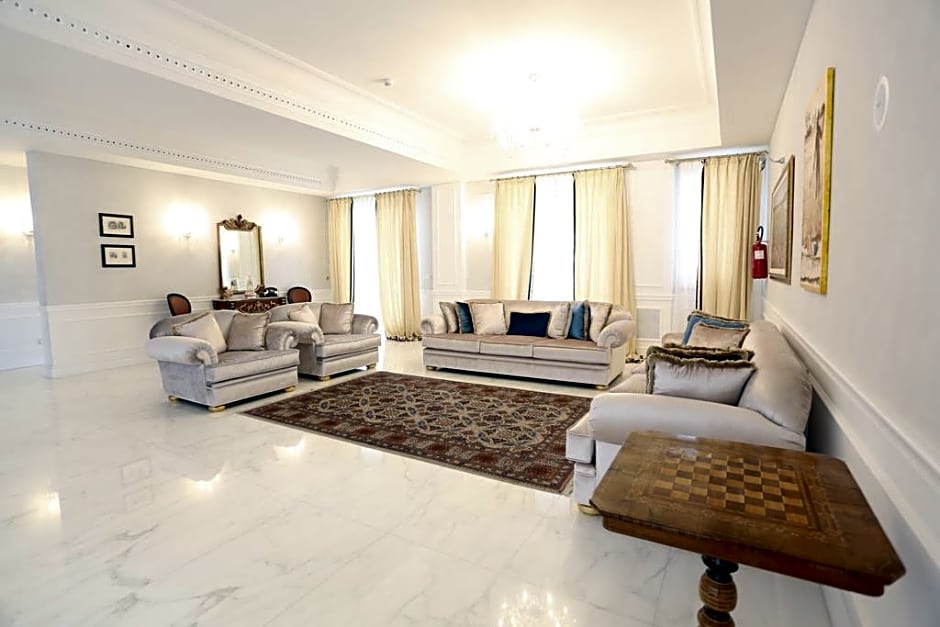 Tesoretto Hotel
