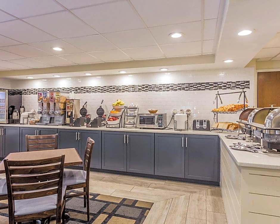 Quality Inn Mt. Pleasant - Charleston