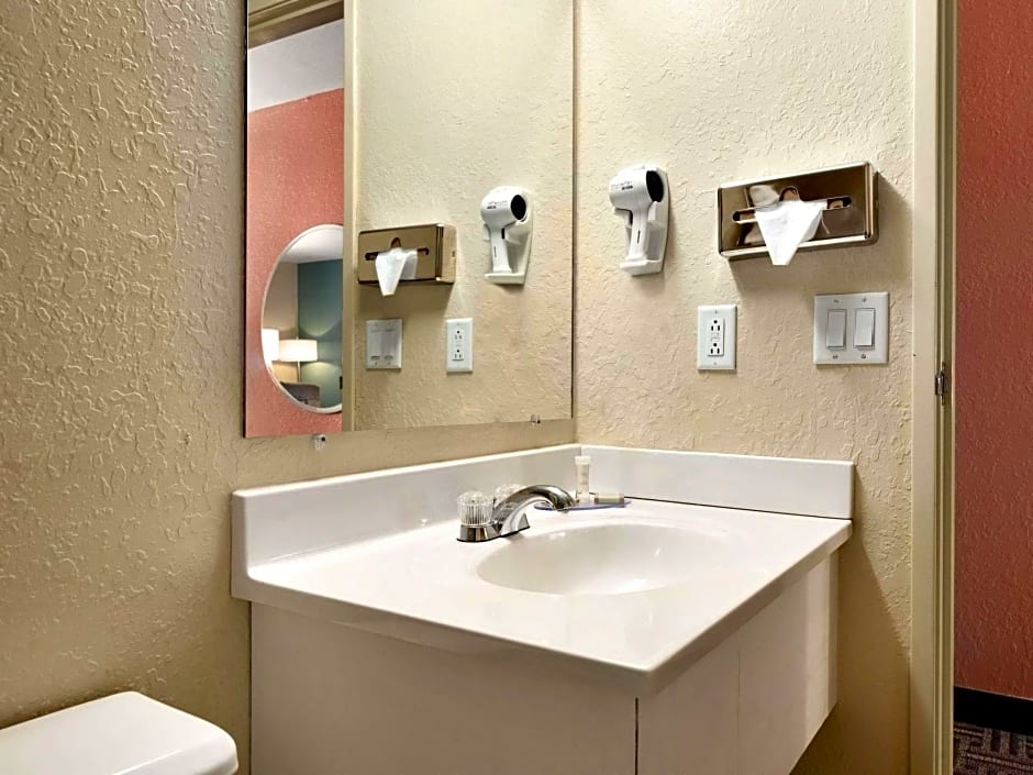 Rodeway Inn