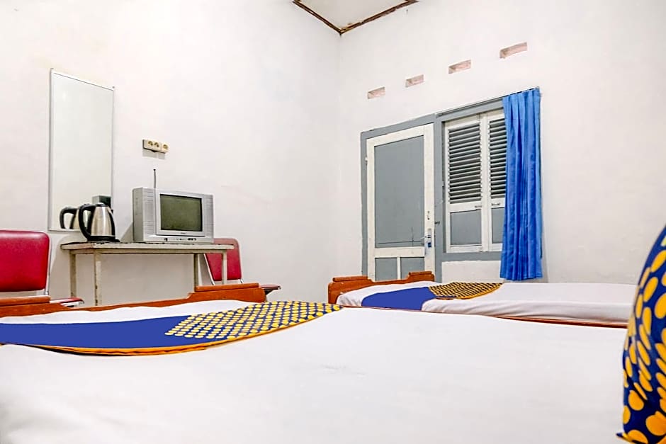 OYO Life 2638 Hotel Raya