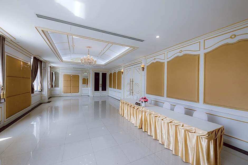 Morakot Twin Chumphon