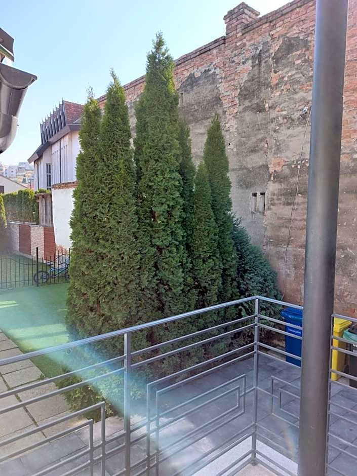 Mandarin Premium Apartments