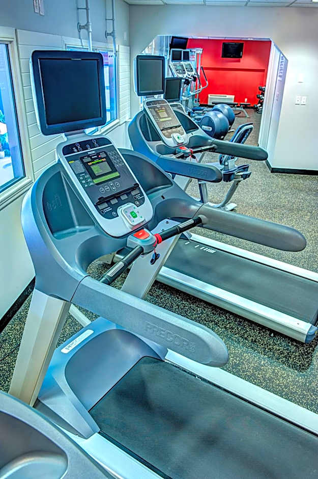 Radisson Hotel & Suites Fort Mcmurray