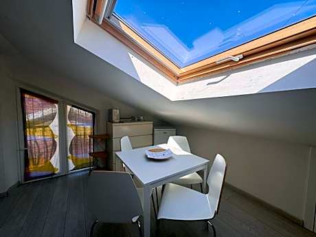 Studio (3 Adults)