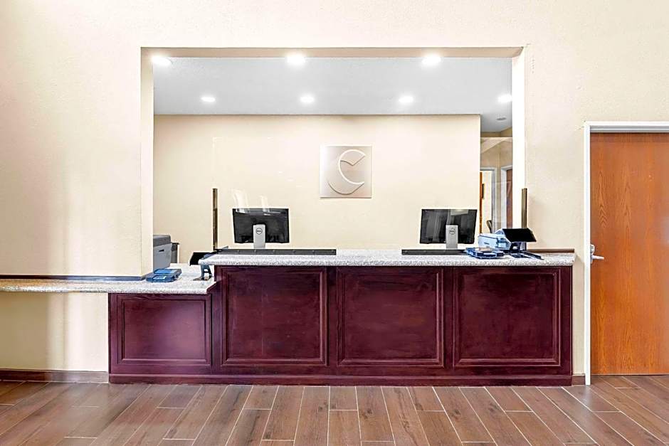 Comfort Inn & Suites Pueblo