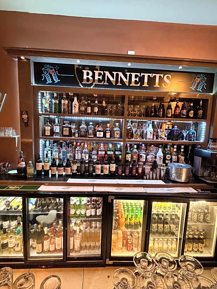 Bennetts Hotel