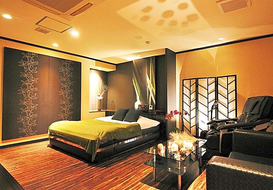 HOTEL O2 -Adult Only-