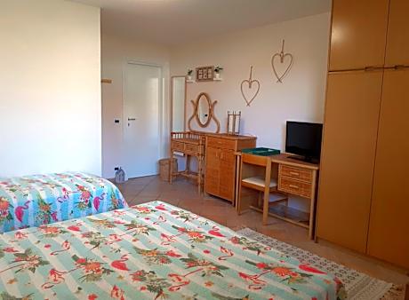 Triple Room with Garden View
