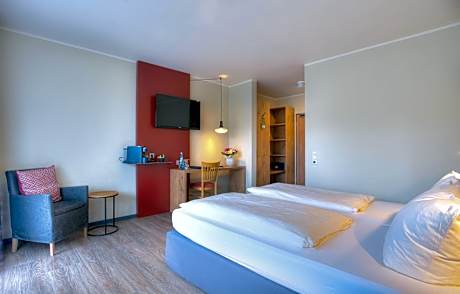 Comfort Double Room with Garden View