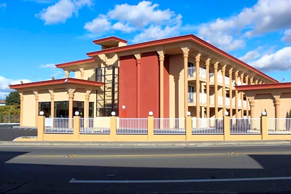 Super 8 by Wyndham Vallejo/Napa Valley