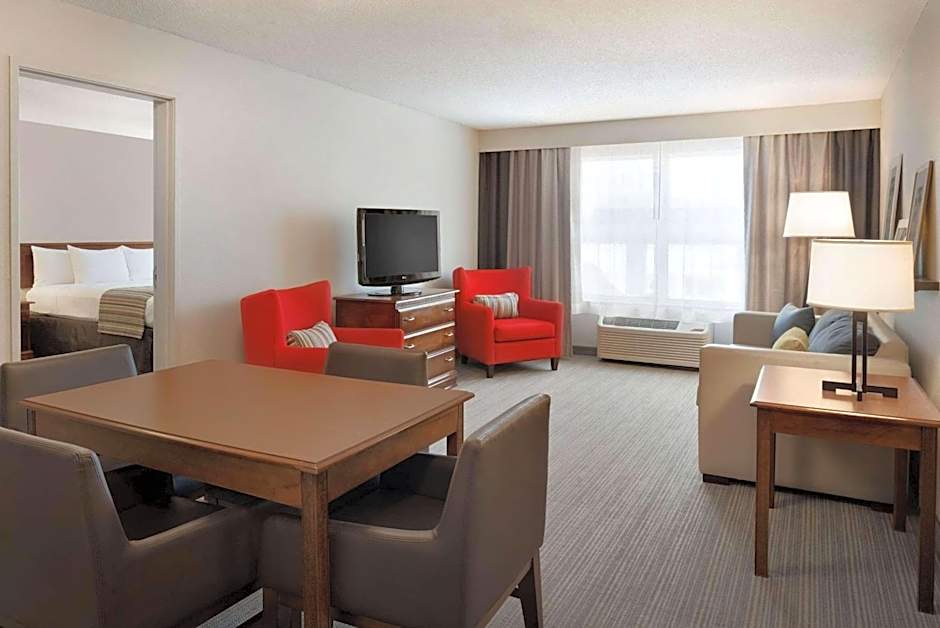 Country Inn & Suites by Radisson, Houghton, MI
