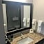 Ten Pin Inn & Suites