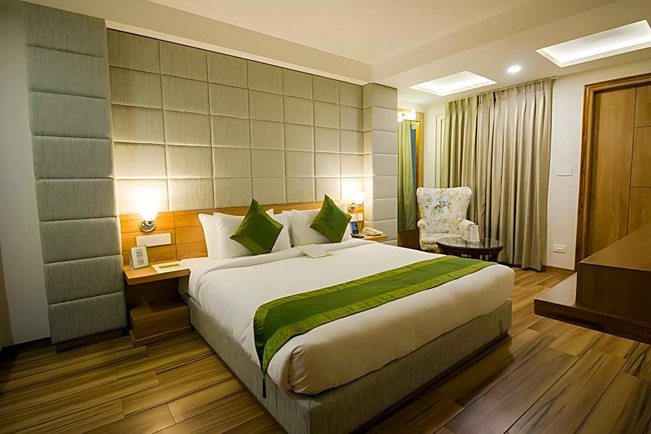 Glades Hotel Mohali - Chandigarh