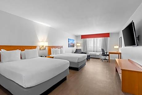Deluxe Queen Room with Two Queen Beds