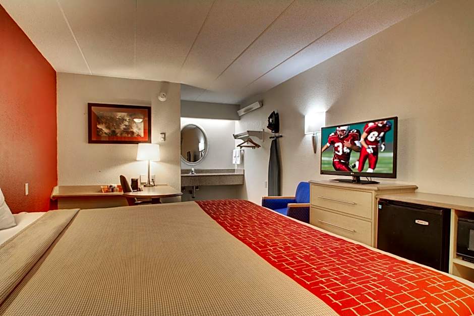 Red Roof Inn St Louis - Westport/ Maryland Heights