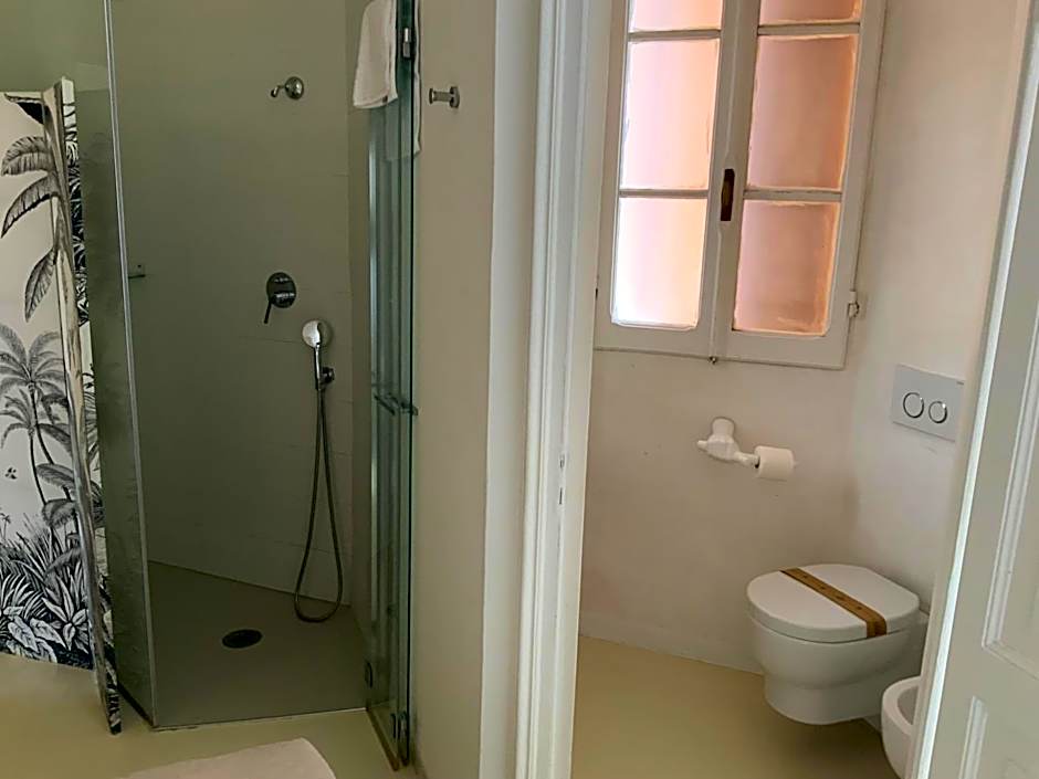 Domus Dotta