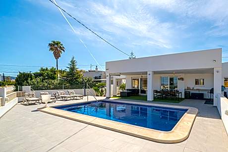 Casa Feliz Family Villa