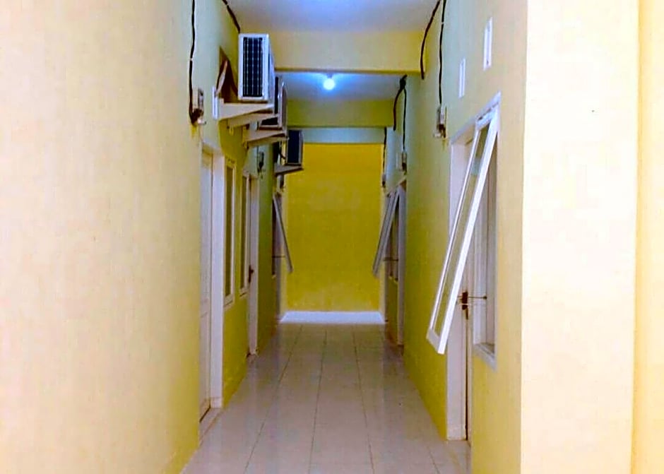 KoolKost Syariah near Universitas Hasanuddin Makassar (Minimum Stay 6 Nights)