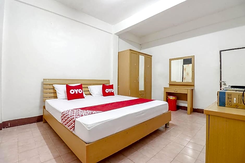 OYO 525 MRT Phetkasem 48-1 Place