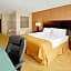 Holiday Inn Express Hotel & Suites Lebanon