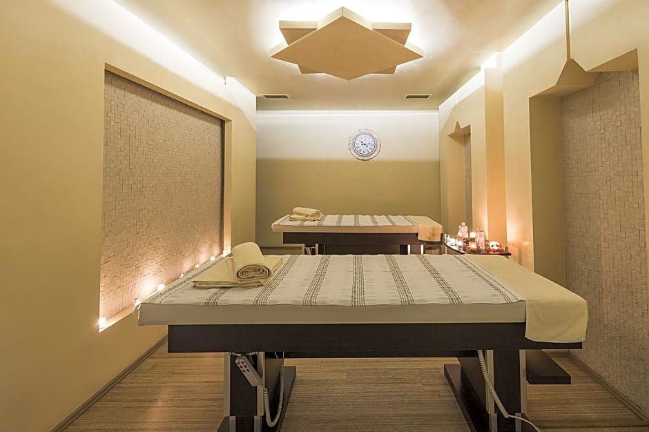 Zorlu Grand Hotel Trabzon