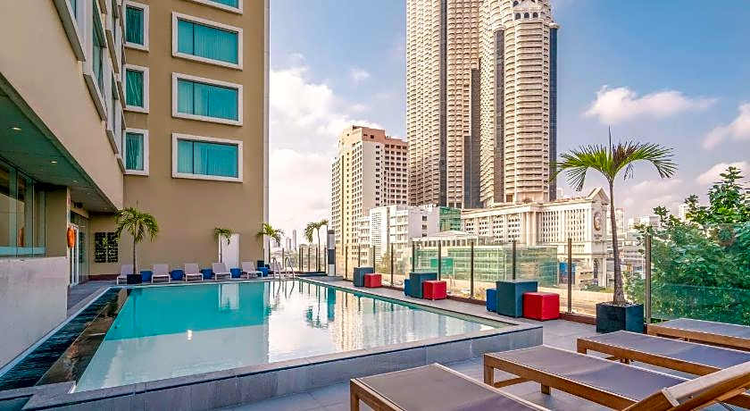 Hilton Garden Inn Bangkok Silom