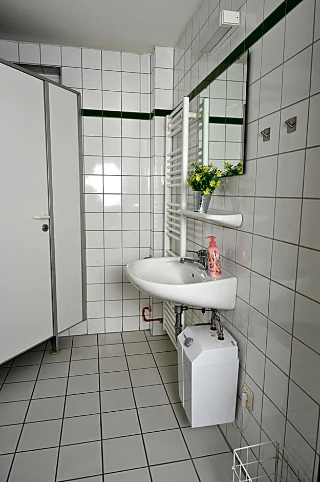 Pott Hostel - Essen Steele