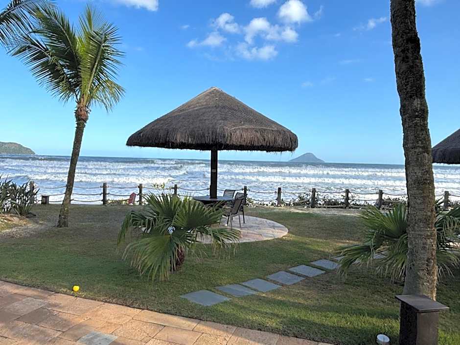 Juquehy - Condomínio de Frente para o Mar - Piscina Aquecida - Quadra de Tenis