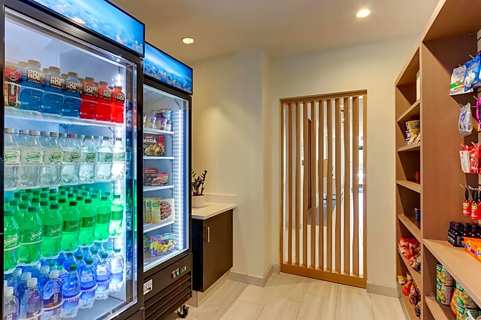 Holiday Inn Express Wilmington - Porters Neck By IHG