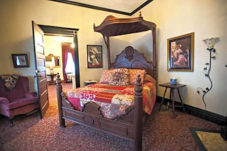 Grand Victorian Inn