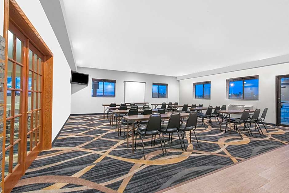 Days Inn by Wyndham Watertown