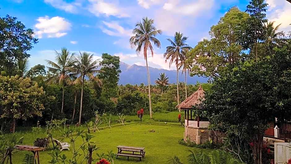 Hakiki Inn Bungalows
