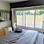 JstLikeHome - Old Ottawa Suite & Guesthouse