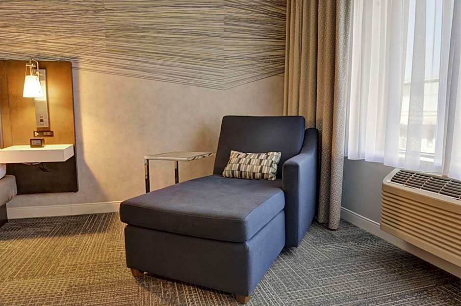 Hampton Inn - Suites by Hilton Quebec City -Saint-Romuald