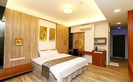 Yapo Bed And Breakfast