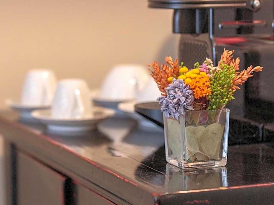 Dear Lisbon - Bordalo Palace Chiado