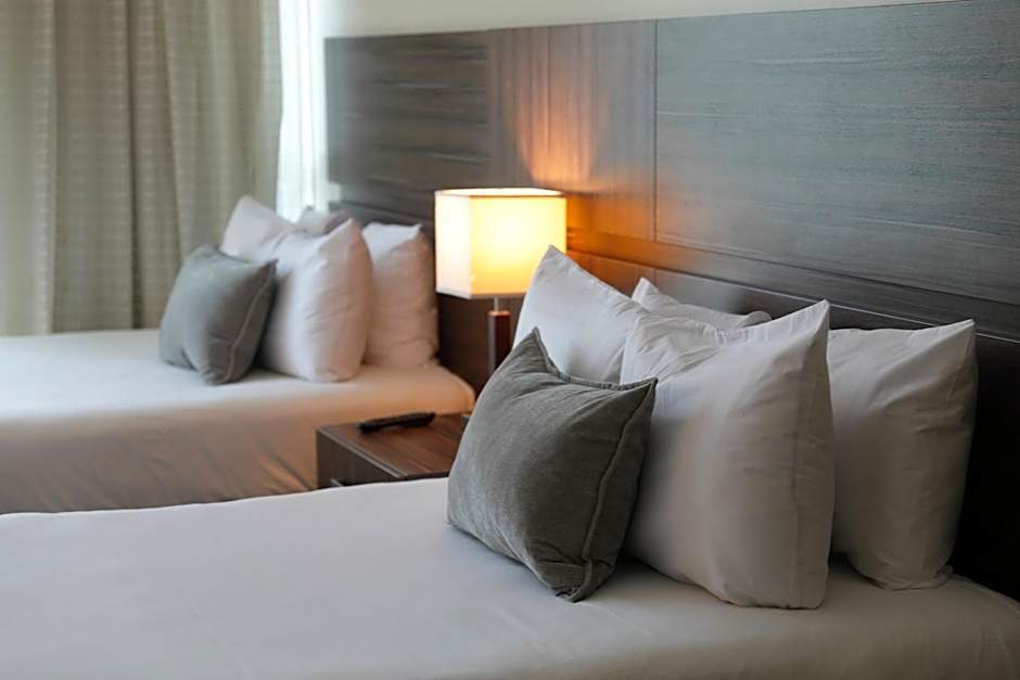 Victoria Hotel and Suites Panama