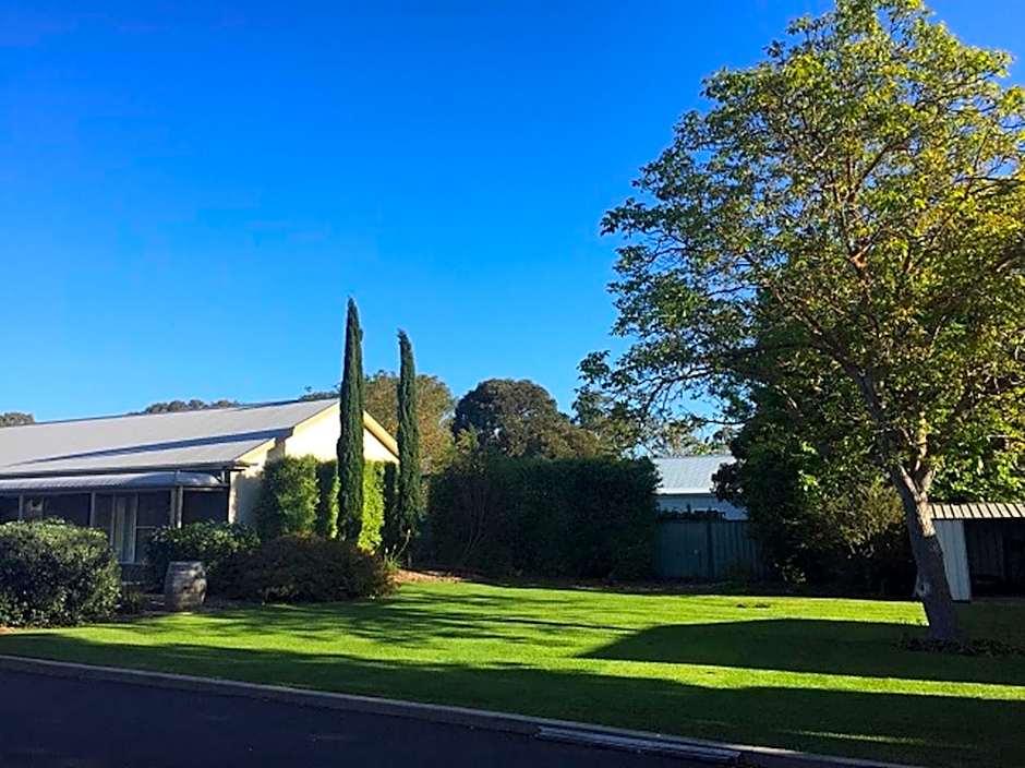 Alexander Cameron Suites