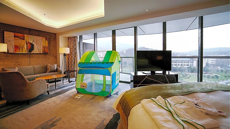 Holiday Inn Nanjing Xuanwu Lake By IHG