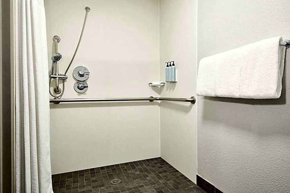Courtyard by Marriott Memphis Germantown