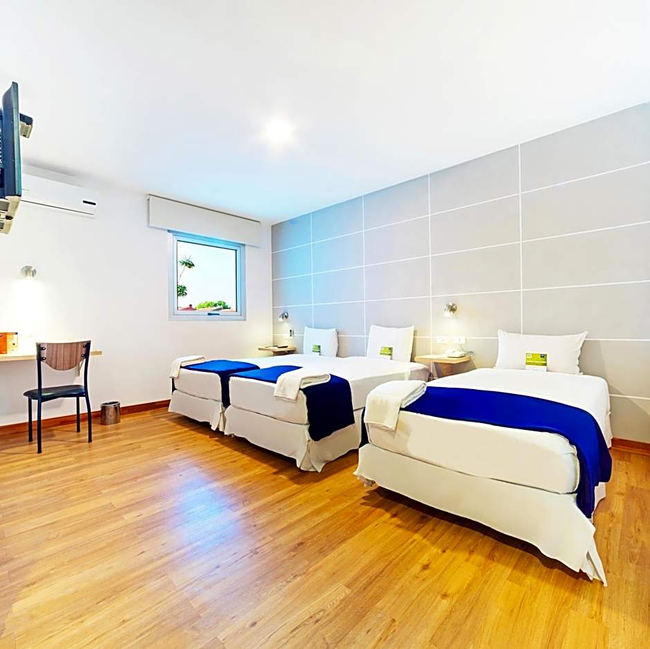 Photo 1 of 4 of Triple Room