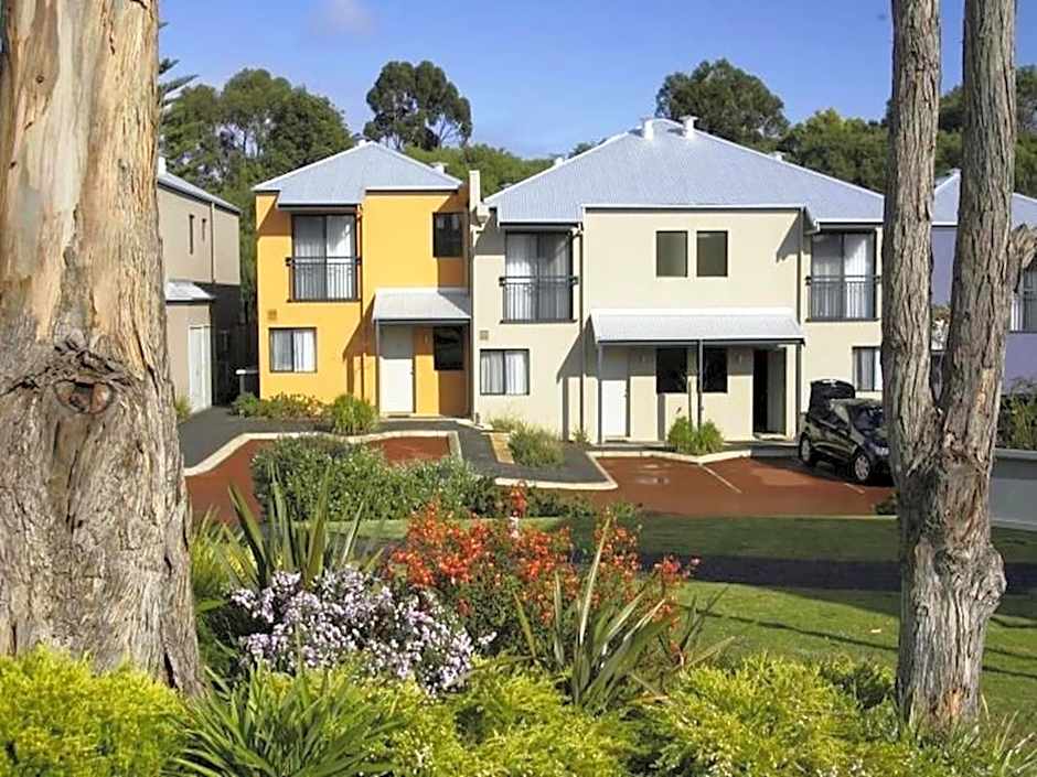 Forte Leeuwin Apartments
